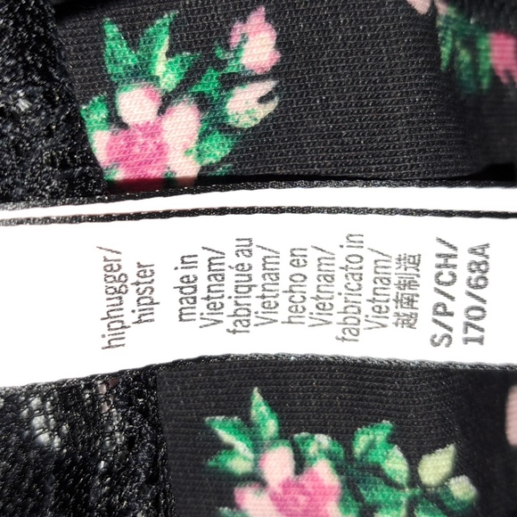 Victoria secret panty - Picture 3 of 3